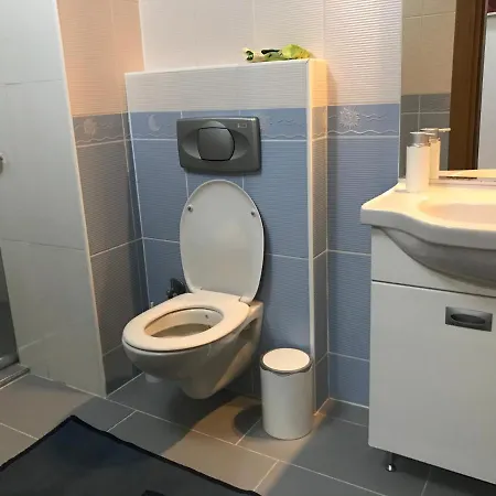 Apartment Konyaalti Denize 200 M Bahceli Daire Antalya