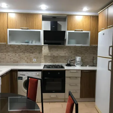 Konyaalti Denize 200 M Bahceli Daire Antalya