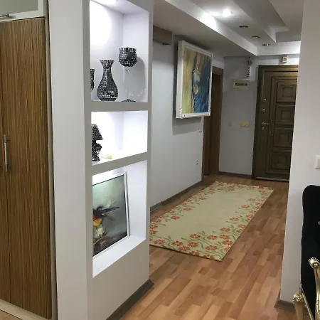Konyaalti Denize 200 M Bahceli Daire Antalya