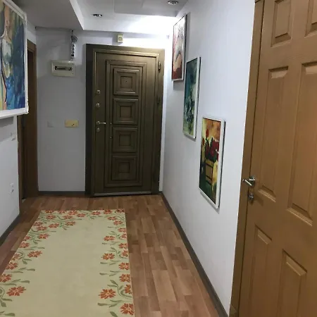 Konyaalti Denize 200 M Bahceli Daire *